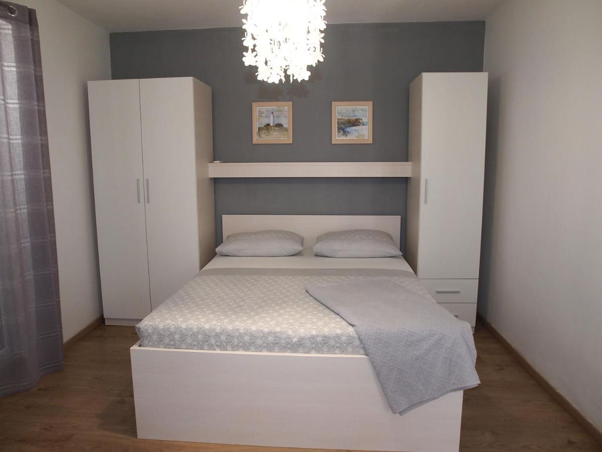 Apartmani Igor Makarska Eksteriør billede