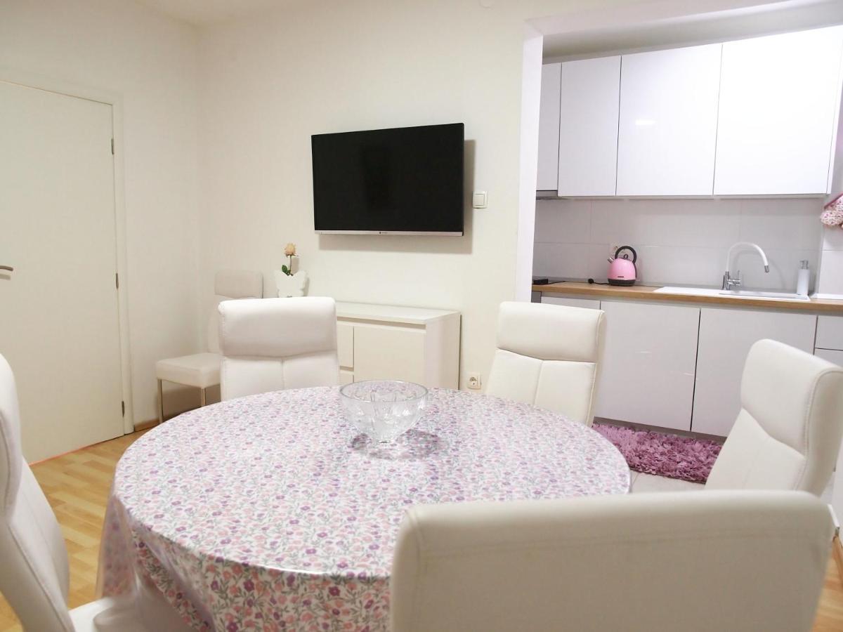 Apartmani Igor Makarska Eksteriør billede